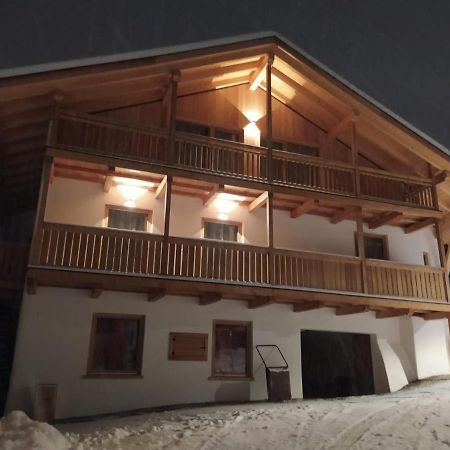 טזרו Latemar Fiemme Apartments מראה חיצוני תמונה